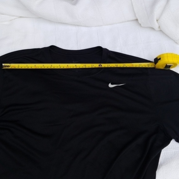 Nike Dri Fit tee XL - Picture 4 of 7